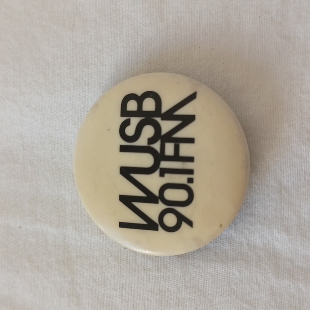 SET OF 10 Vintage 80s Political Punk Rock Pinback Buttons in Various Sizes - Picture 8 of 16